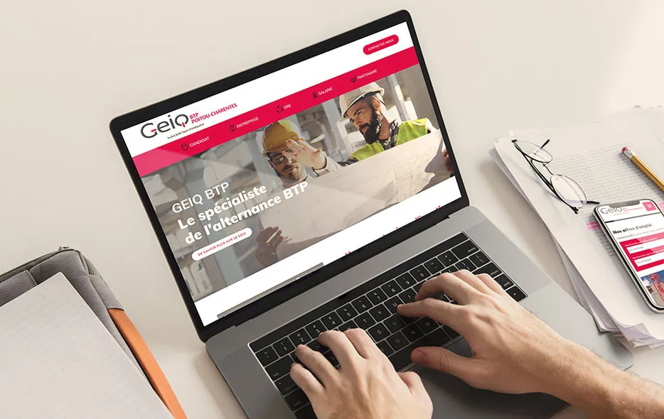Site internet du GEIQ BTP Poitou-Charentes sur ordinateur portable