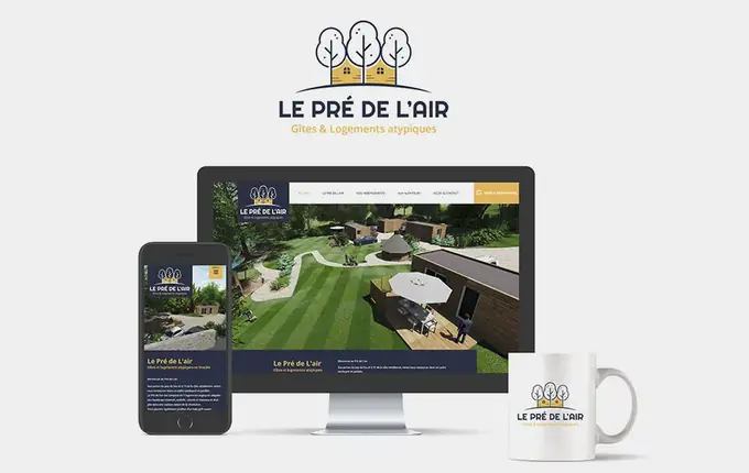 Site internet du Pré de l'Air sur ordinateur et mobile, avec mug au logo