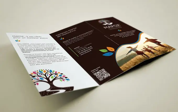 Flyer 3 volets ouvert de MAPOZ'