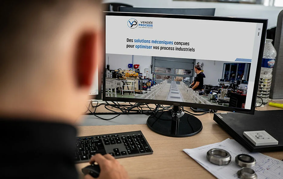 Vendée Process : site internet présenté sur écran